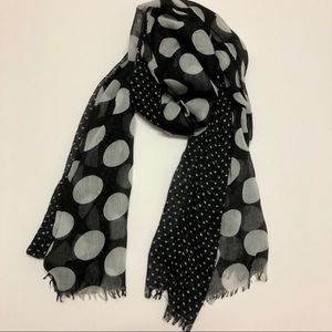 Smart Set Black and light gray polka dot scarf